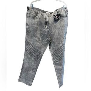 NWOT MONA Plus Size Gray Denim Jeans Moto Style - Size 22